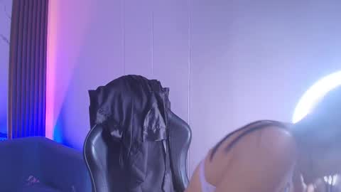 Lady Shauna online show from December 2025 05:27:02 AM