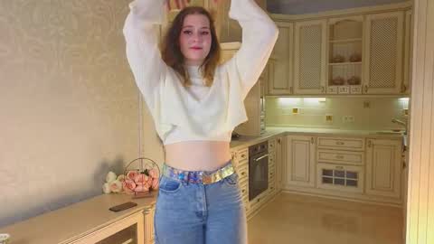 Snapshot of shaunaheiple chatting on November 2025 04:23:02 AM Alexandra online show from November 2025 04:23:02 AM