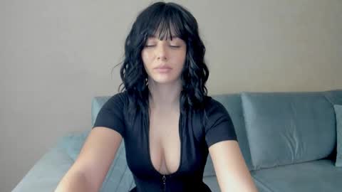 Snapshot of shawty_sue chatting on December 2025 07:55:01 PM Sue online show from December 2025 07:55:01 PM