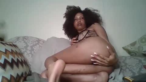 Snapshot of shellymadonna chatting on September 2025 06:57:02 PM shellymadonna online show from September 2025 06:57:02 PM