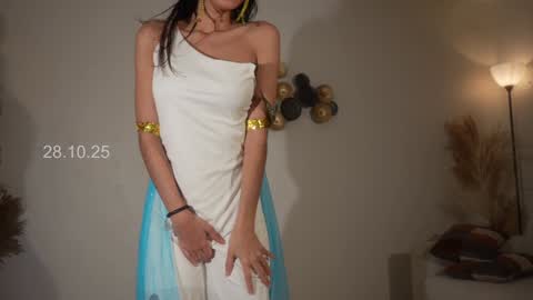  In instagram shena nomy online show from October 2025 12:35:01 AM