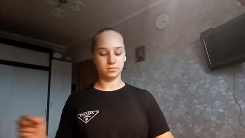 Amanda online show from September 2025 01:15:02 PM