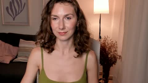 shesleepsnaked online show from January 2025 07:04:01 PM