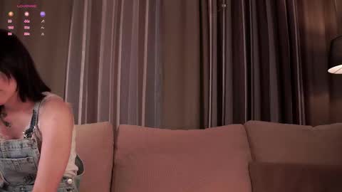 Iris online show from November 2025 11:57:02 AM