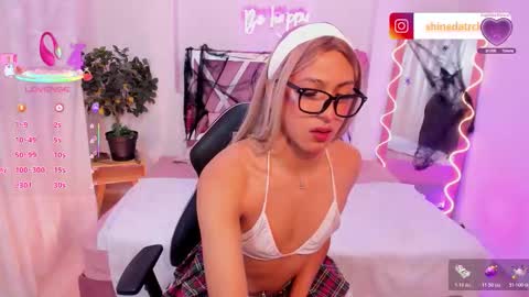 shinedark_tay online show from October 2025 02:44:01 AM
