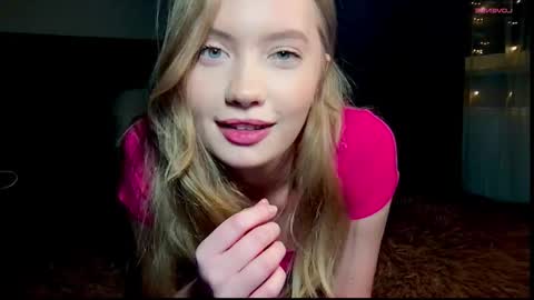 shiny_bunny1 online show from February 2026 11:25:02 AM