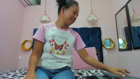 shira_sexylove online show from November 2025 11:42:02 PM