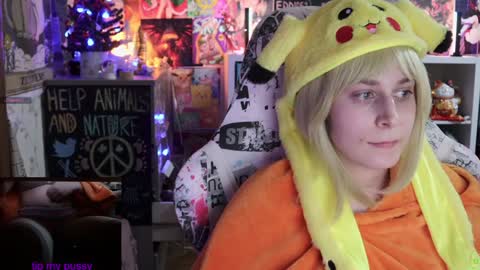 Im Lilu Rosenblum  Guys I have   ----Ill be glad to see you there online show from February 2025 08:26:02 PM