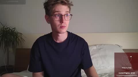 Matthew online show from November 2025 06:30:02 PM