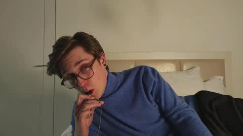 Matthew online show from April 2026 06:59:02 PM