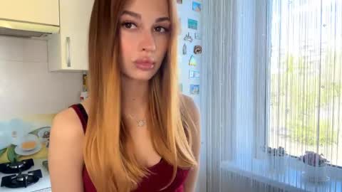 Joli online show from April 2026 06:18:01 AM