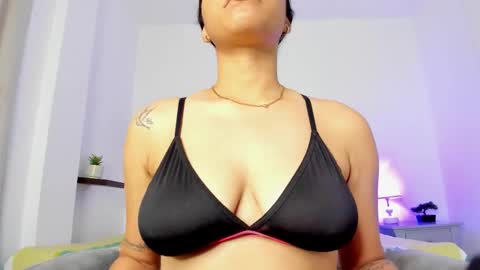 shizuka 11  online show from October 2025 11:13:02 AM