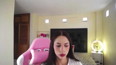  kendal  online show from November 2025 02:28:01 PM