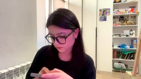 Snapshot of shontagrabowski chatting on May 2026 12:10:01 PM Marie online show from May 2026 12:10:01 PM
