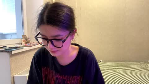 Snapshot of shontagrabowski chatting on May 2026 12:12:01 PM Marie online show from May 2026 12:12:01 PM