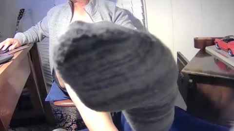 nikolas send dm for an appointment online show from February 2025 01:33:01 AM