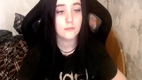 Snapshot of show_for_you chatting on February 2026 12:12:01 PM show_for_you online show from February 2026 12:12:01 PM