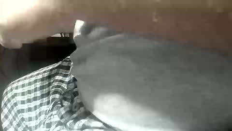 Snapshot of show_off_89 chatting on October 2025 06:42:01 PM show_off_89 online show from October 2025 06:42:01 PM