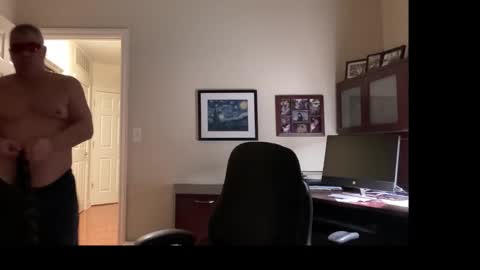 Chicago Guy online show from January 2026 04:49:01 AM