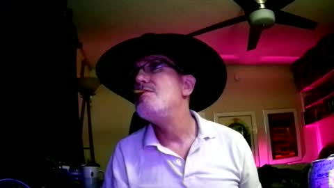 Snapshot of shrewtamer chatting on December 2024 08:44:02 AM shrewtamer online show from December 2024 08:44:02 AM