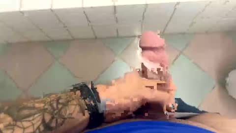 Snapshot of shtirlec86 chatting on December 2024 05:44:01 AM Mary and Piter online show from December 2024 05:44:01 AM