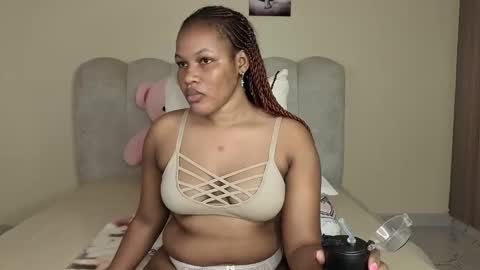 Snapshot of shugacubee chatting on May 2026 10:04:02 PM EVA online show from May 2026 10:04:02 PM