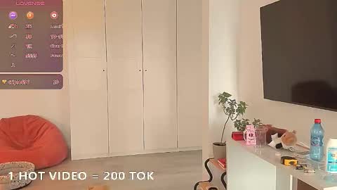 shy gea online show from September 2025 02:19:01 PM