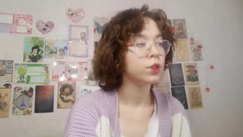 Milena online show from September 2025 01:11:01 PM