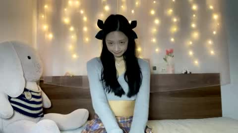 Snapshot of shy_pink_doll chatting on May 2026 03:39:01 PM shy_pink_doll online show from May 2026 03:39:01 PM