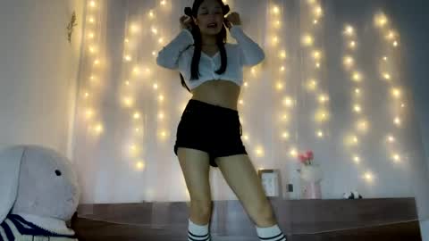 Snapshot of shy_pink_doll chatting on May 2026 04:11:02 PM shy_pink_doll online show from May 2026 04:11:02 PM