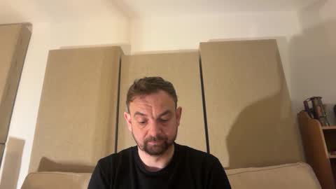 Snapshot of shyb35 chatting on October 2025 09:15:01 PM shyb35 online show from October 2025 09:15:01 PM