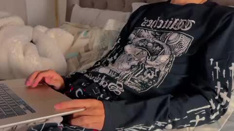 shydude666 online show from December 2024 08:04:02 PM