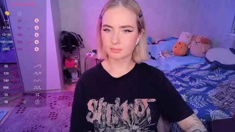 Effie online show from February 2025 06:58:01 PM