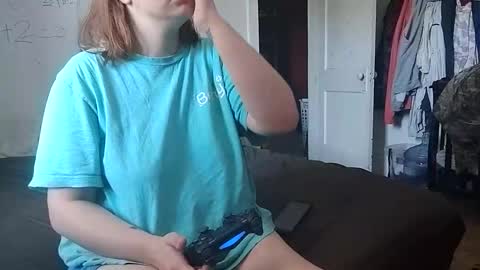 Snapshot of shylee538825 chatting on October 2025 02:47:02 PM shylee538825 online show from October 2025 02:47:02 PM