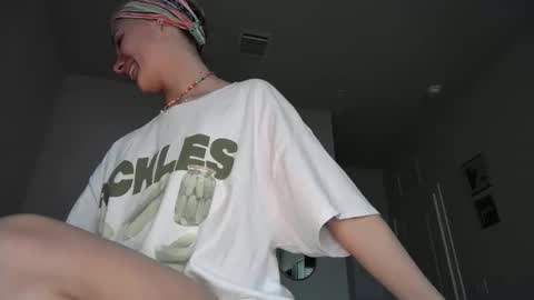 shypetitebaby online show from November 2025 04:35:01 PM