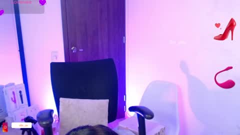 Snapshot of sia_ellis chatting on May 2026 01:24:01 AM Salome Next streaming 11102024 online show from May 2026 01:24:01 AM