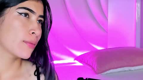 Siara and Zoe tattoo online show from May 2026 11:12:03 PM