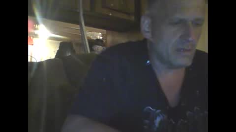 Bill online show from October 2025 01:07:02 AM