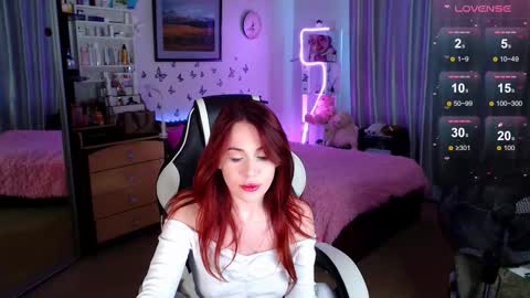 Sidny online show from September 2025 09:42:02 AM