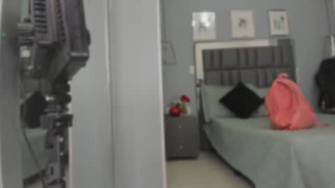 Keira online show from October 2025 10:58:02 AM