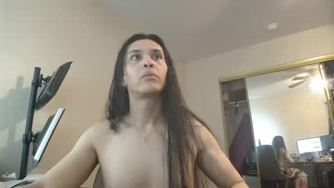 Snapshot of siennalilbunnykate chatting on December 2024 07:08:01 AM Nicole Zelaya Ferrati Niky Ferrati online show from December 2024 07:08:01 AM