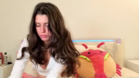 Snapshot of siensky chatting on February 2026 02:04:02 AM Sienna online show from February 2026 02:04:02 AM