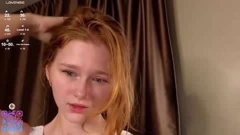 Call me Mia online show from November 2025 03:27:01 PM