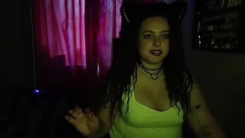 Snapshot of silkyscent chatting on October 2025 12:44:02 PM silkyscent online show from October 2025 12:44:02 PM