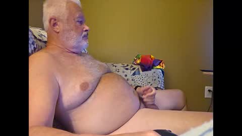 Daddy Bear online show from May 2026 09:36:02 AM
