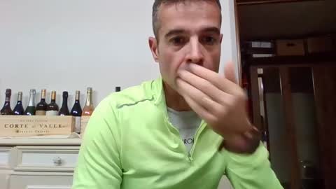 Snapshot of simmeturbate chatting on January 2025 10:16:02 AM Italiandaddyitalydickassbottomassholecomshowmasturbatenudeboyitalyatleticcutemuscolarhardcockdickboy online show from January 2025 10:16:02 AM