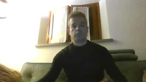 Snapshot of simmeturbate chatting on September 2025 03:17:02 AM Italiandaddyitalydickassbottomassholecomshowmasturbatenudeboyitalyatleticcutemuscolarhardcockdickboy online show from September 2025 03:17:02 AM