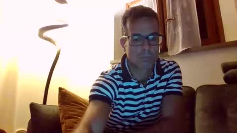 Snapshot of simmeturbate chatting on September 2025 08:19:01 PM Italiandaddyitalydickassbottomassholecomshowmasturbatenudeboyitalyatleticcutemuscolarhardcockdickboy online show from September 2025 08:19:01 PM