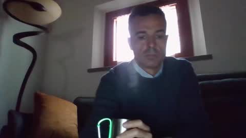 Snapshot of simmeturbate chatting on October 2025 12:16:01 PM Italiandaddyitalydickassbottomassholecomshowmasturbatenudeboyitalyatleticcutemuscolarhardcockdickboy online show from October 2025 12:16:01 PM