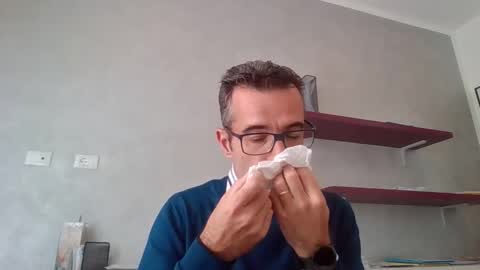 Snapshot of simmeturbate chatting on October 2025 09:09:02 AM Italiandaddyitalydickassbottomassholecomshowmasturbatenudeboyitalyatleticcutemuscolarhardcockdickboy online show from October 2025 09:09:02 AM